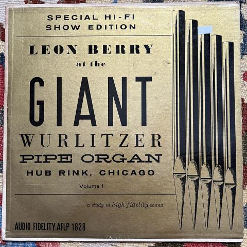 Giant Wurlitzer Pipe Organ Volume 1